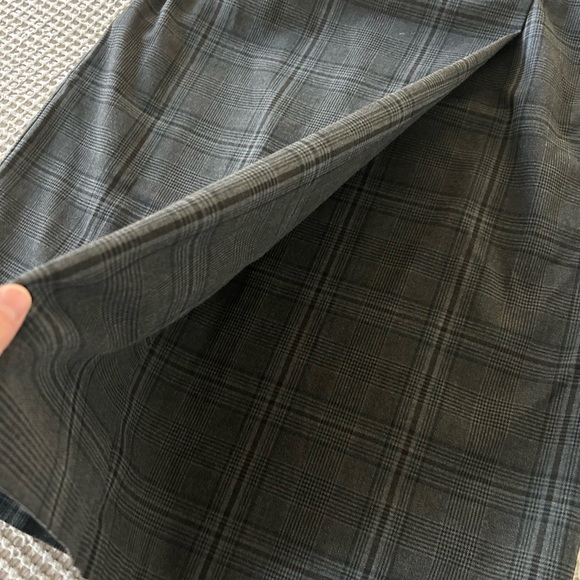 Uniqlo skirt - Picture 5 of 6